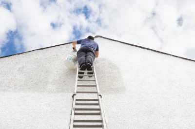 Peinture extérieure à Vouvant — façades et ravalement
